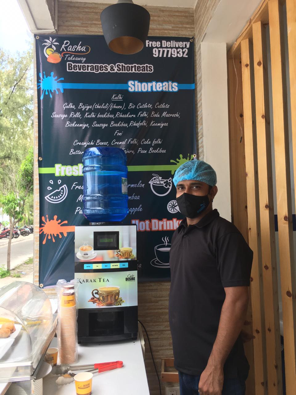 Café Desire karak machine at a takeaway beverage counter